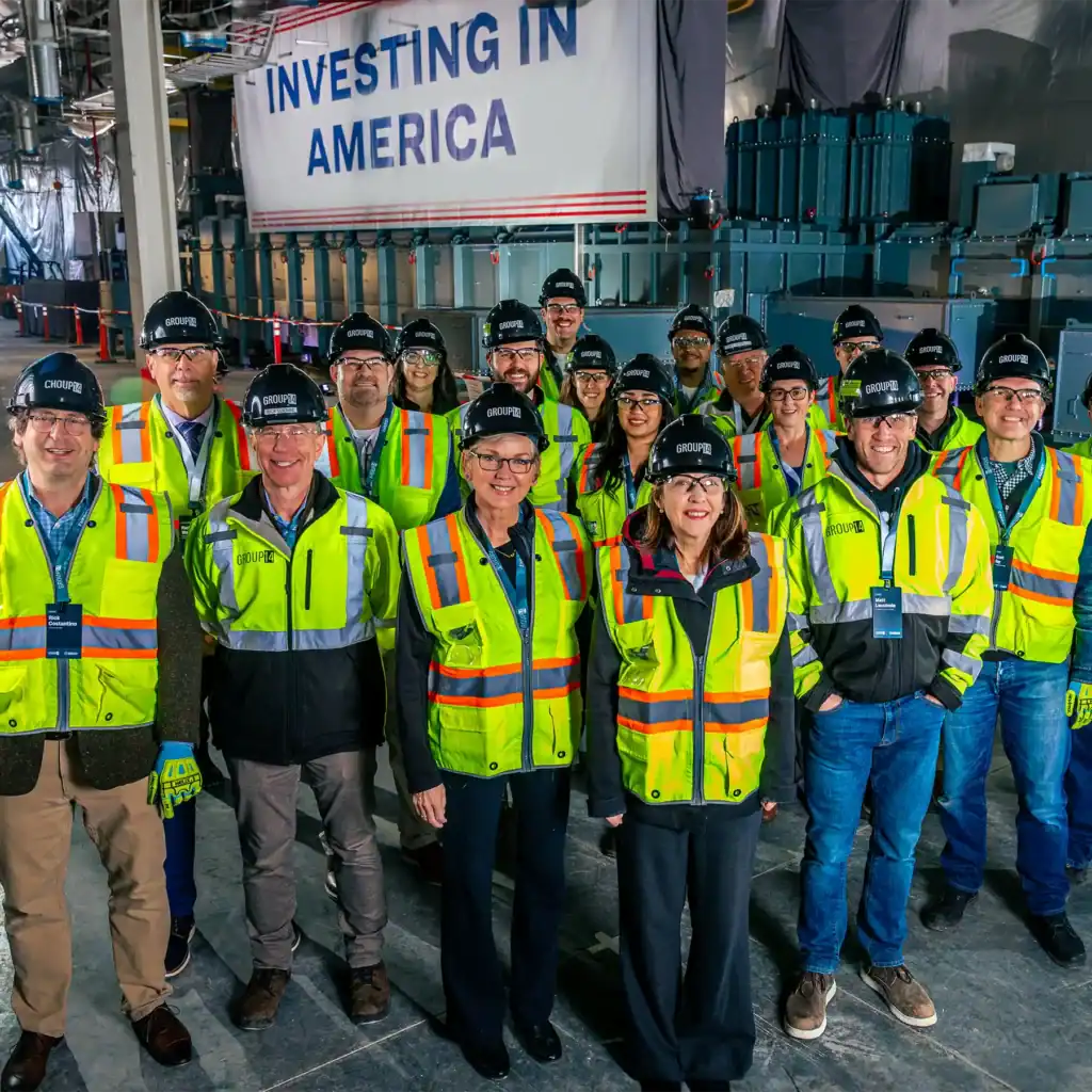 Group14 employees and senator at BAM-2 factory